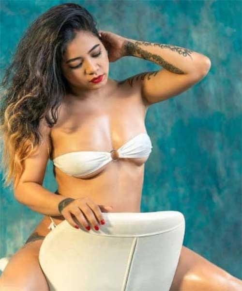 Escorts Service Goriya