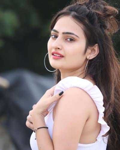 Piya Escorts Kolkata