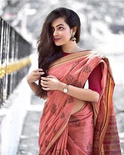 Housewife in Sonagachi