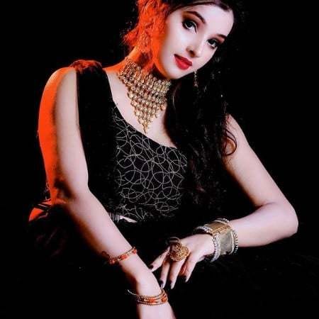 Aarohi Escorts kolkata