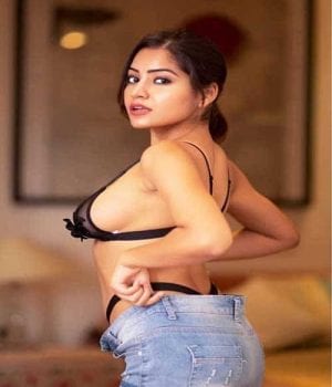 Komal Sexy Girl