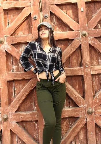 AAROHI ESCORTS GIRL AAROHI ESCORT