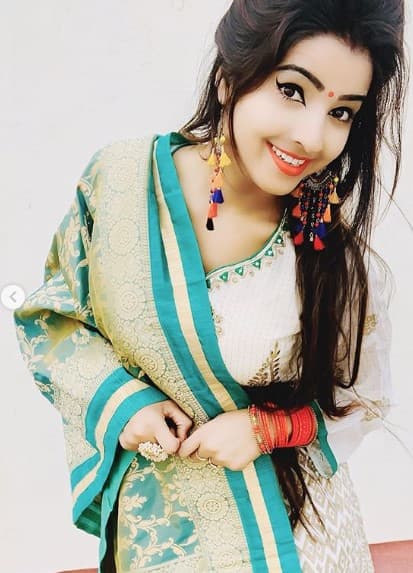 Radhika photo 1