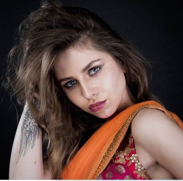 Muskan Escorts Service In Kolkata