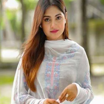 Liza Escorts Kolkata