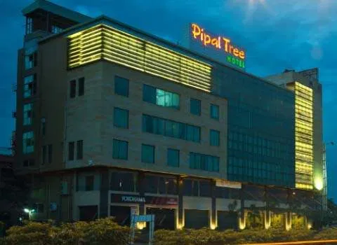 PIPAL TREE HOTEL ESCORTS KOLKATA