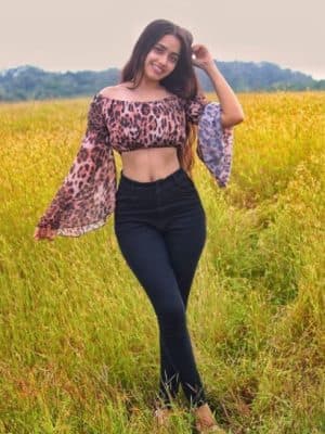 Puja Escorts Girl