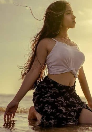 AAROHI INDEPENDENT GIRL