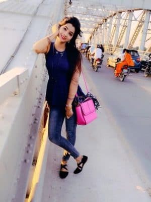 Radhika independent call girl