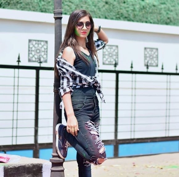 Mehar Escorts Service