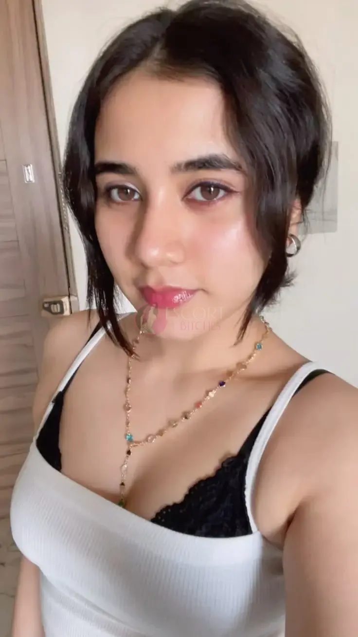 Mallika profile photo 2